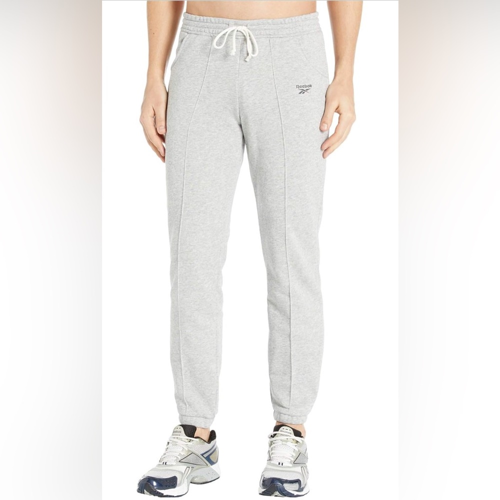 Reebok Women's Training Essentials French Terry Pant gray, medium